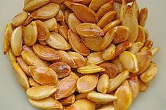 Geröstete Kürbiskerne zum Knabbern von Leolo | Chefkoch #pumpkinseedsrecipebaked