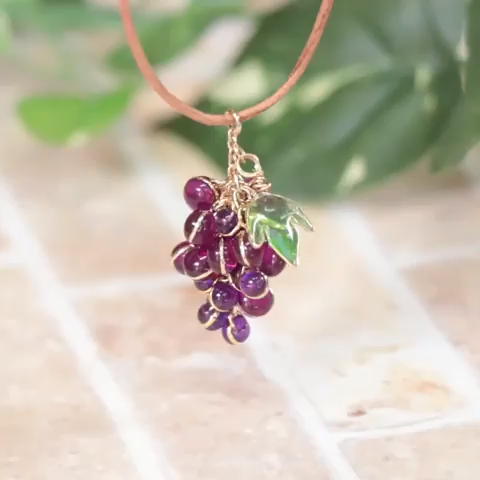 UV resin Grape Earrings tutorial. UV resin and resin dye are available on Amazon...