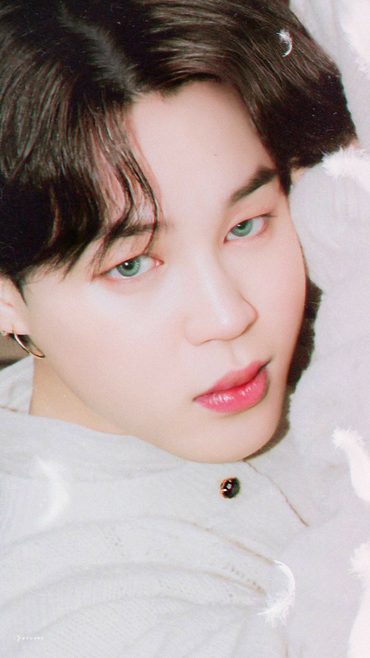 Park Jimin é um ômega lúpus, uma princesa de Rosália destinado ao fut… #fanfic # Fanfic # amreading # books # wattpad Foto Jimin, Jimin Jungkook, Bts Taehyung, Mochi, Park Ji Min, Jimin Wallpaper, Kim Taehyung Wallpaper, Jikook, Jimi Bts