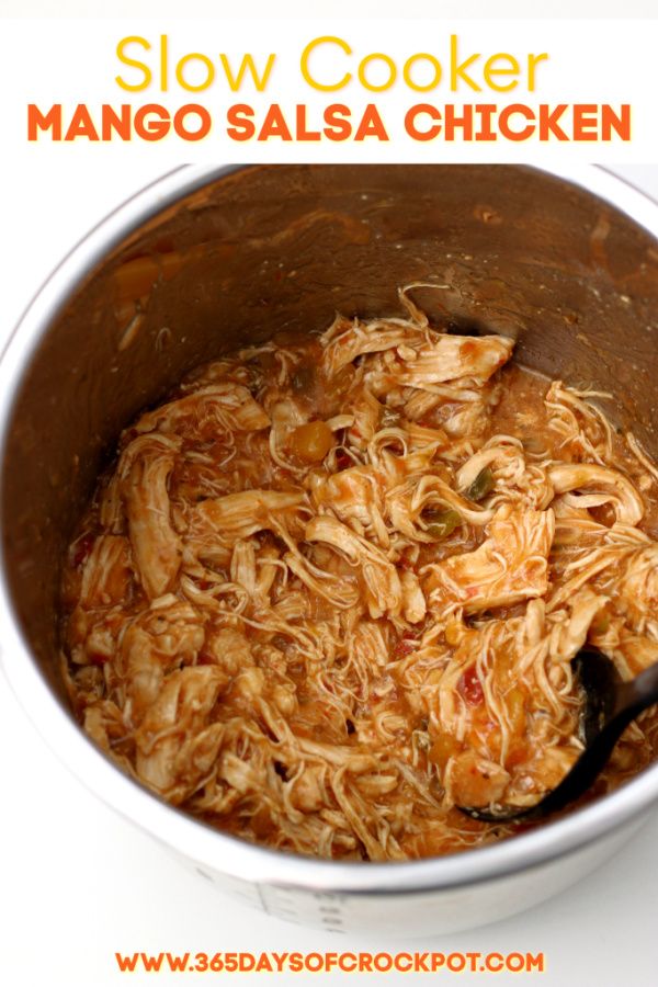 Slow Cooker Mango Salsa Chicken - Summer crockpot chicken recipes #summer #crockpot #chicken #recipes Slow Cooker Mango Salsa Chicken