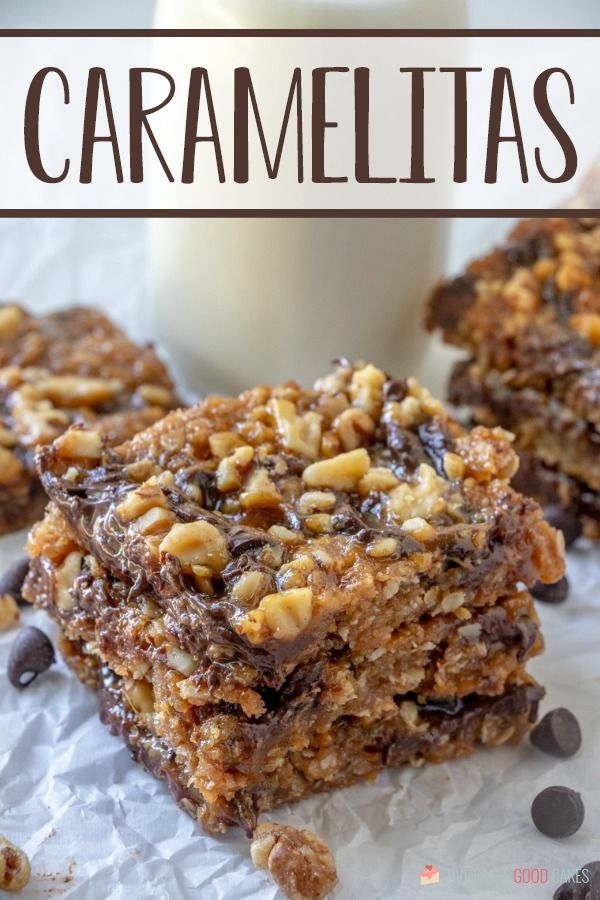 CARAMELITAS - ooey gooey caramel, paired with chocolate and an oatmeal crust. They are so easy to make and they are totally addicting! Sweet Treats Desserts, Just Desserts, Yummy Treats, Delicious Desserts, Yummy Food, Cake Desserts, Chocolate Oatmeal Cookies, Oatmeal Cookie Recipes, Bars Recipes