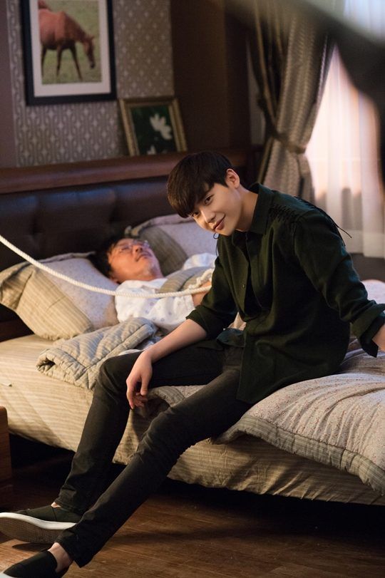 lee jong seok celebrates birthday on final episode airing lee jong seok celebrates birthday on final episode airing