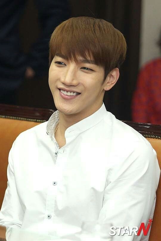 pin de jun k em jun k gangnam muticult ambassador pin de jun k em jun k gangnam muticult ambassador