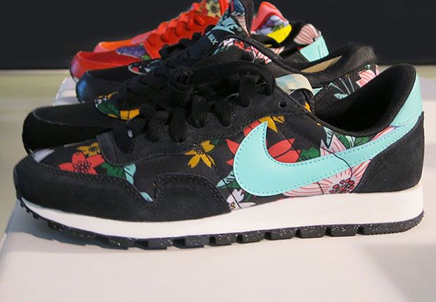 nike air pegasus floral print