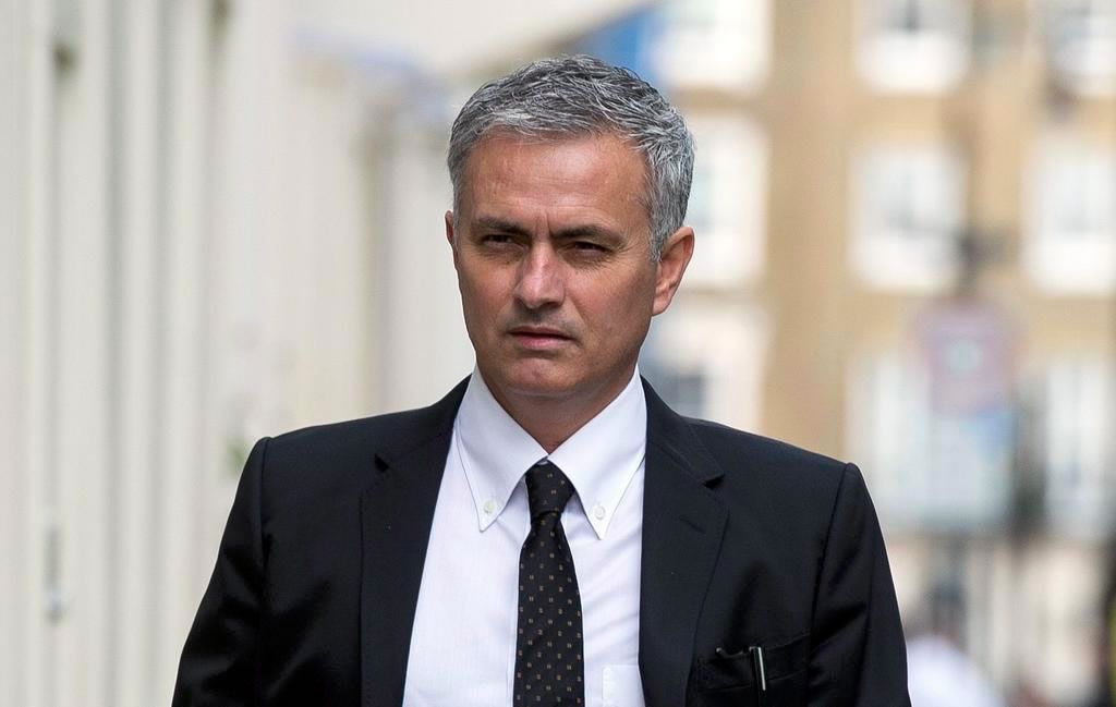 Most Stylish Football Managers In The Premier League 2019 20 Football vote-for-barclays-manager-of-the-month