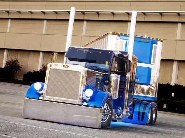Peterbuilt Trucking Is My Life I Would Travel In This Truck