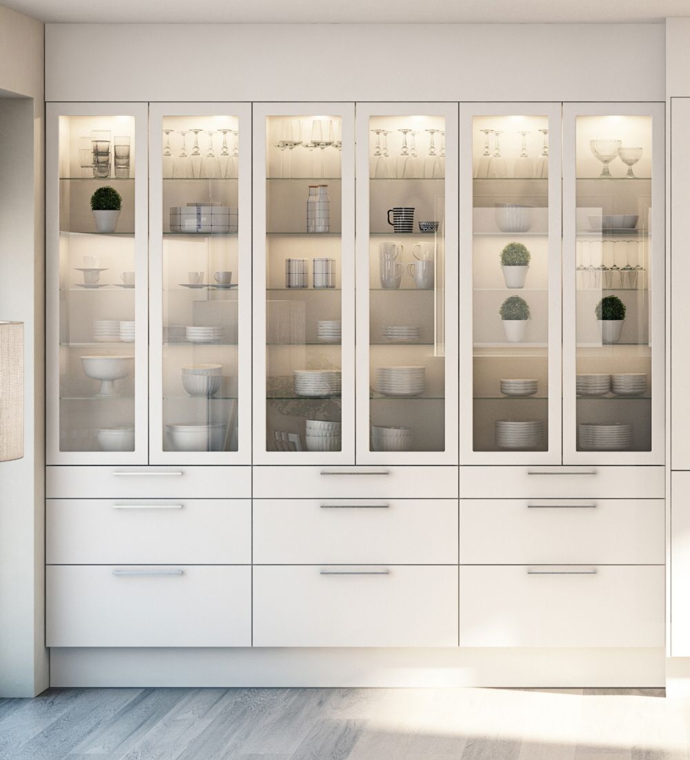 Marbodal arkitekt plus vit med vitrinskåp med klart glas och ...