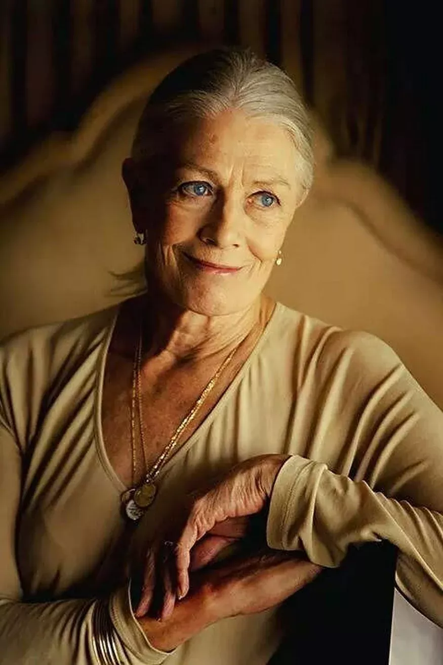 Vanessa Redgrave (born 1937) Vanessa Redgrave (born 1937)