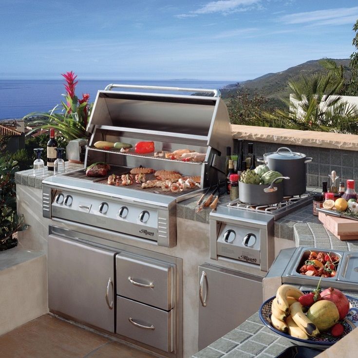 Outdoor Kitchen Ideas & Inspiration : BBQGuys | Build Bull BBQ Grill Island 68030 | Build outdoor kitchen