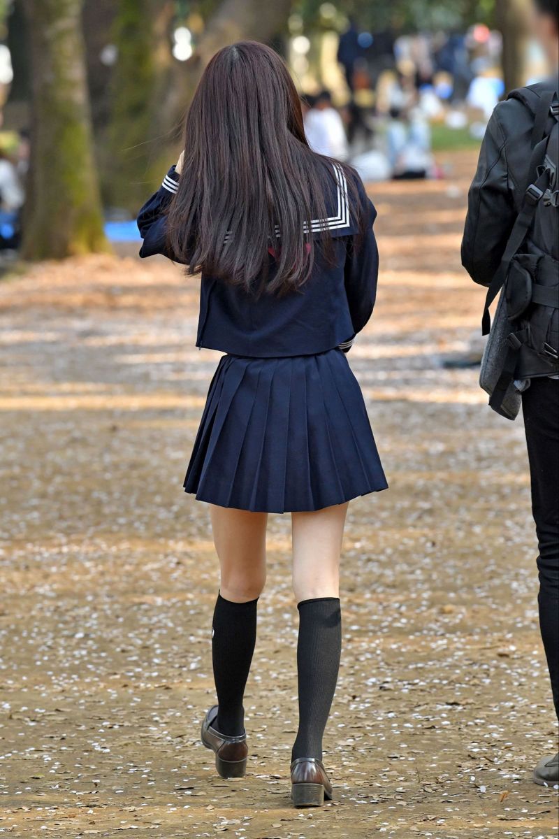 制服女子高生後ろ姿 おしゃれまとめの人気アイデア Pinterest 幸夫 池田 21 制服女子高生後ろ姿 おしゃれまとめの人気アイデア Pinterest 幸夫 池田 21