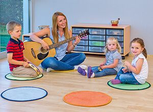 15 Kreisspiele für Kindergarten & Krippe » Tipps, Spiele und Lieder