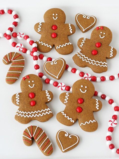 Christmas Cookies Decorated, Christmas Sweets, Christmas Cooking, Noel Christmas, Christmas Goodies, Holiday Cookies, Decorated Cookies, Christmas Recipes, Christmas Ideas
