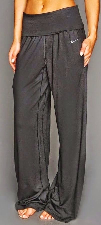 abbigliamento yoga nike abbigliamento yoga nike