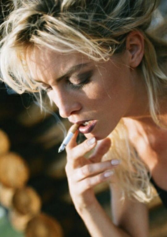 Fucking Pics - Smoking in pantyhose blonde marlboro Virgin atlantic travel deals