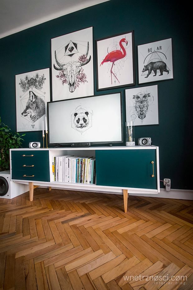 Zdjęcie numer 5 w galerii - Metamorfoza salonu - drobna zmiana, wielki efekt 70s Furniture, Mid Century Furniture, Upcycled Furniture, Furniture Makeover, Vintage Furniture, Interior Design Living Room, Interior Decorating, Retro Sideboard, Living Room Inspiration
