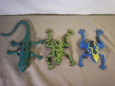 soft rubber lizard toy