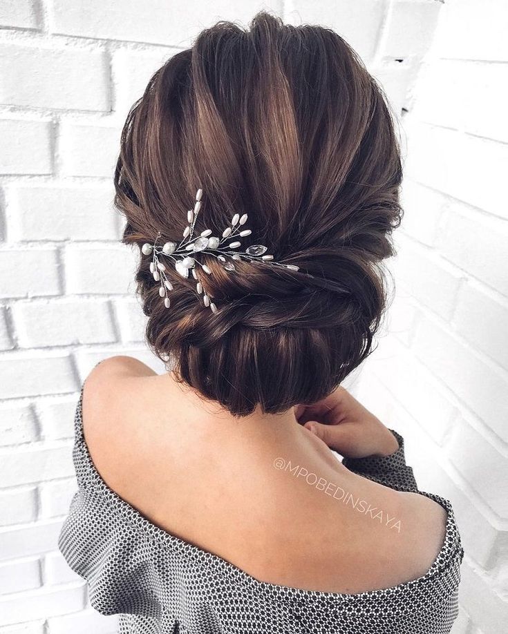 Wunderschöne Hochzeitsfrisuren für die elegante Braut Hochsteckfrisuren für d...