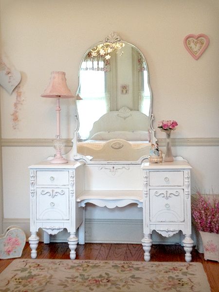 Pretty White Antique Vanity With Tiara Mirror Shabby Chic Antique Vanity With Tiara Mirror