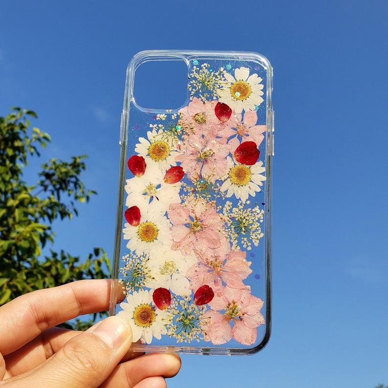 Pin On Pressed Flower Phone Case Dried Flowers Art Diy