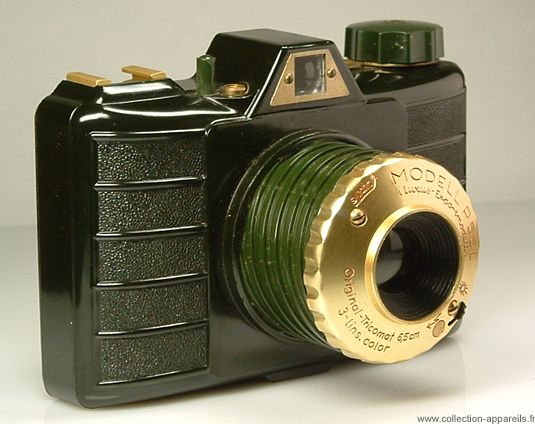 Collection Appareils A Comprehensive Online Archive Of 10 000 Beautiful And Odd Vintage Cameras Antique Cameras Vintage Cameras Camera