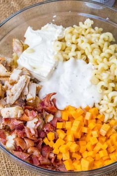 We love this Chicken Bacon Ranch Pasta Salad so much we've made it twice this week! Pasta Recipes, New Recipes, Dinner Recipes, Cooking Recipes, Healthy Recipes, Summer Pasta Salad Recipes, Noodle Salad Recipes, Easy Cooking, Pasta Salad