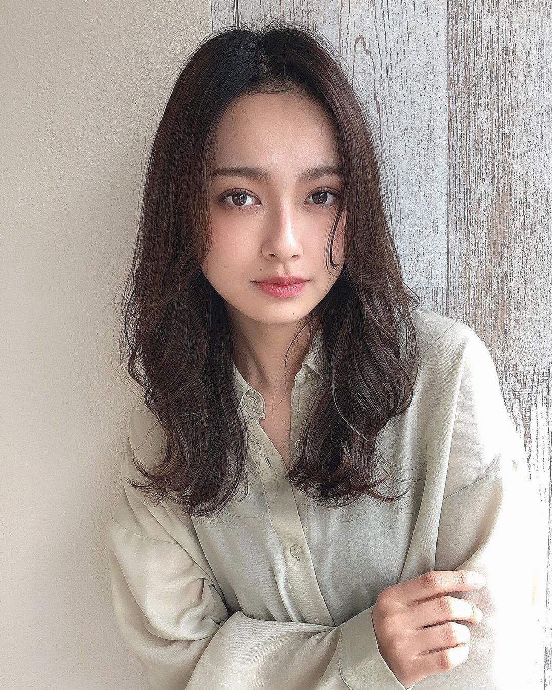 前髪パーマ 山口祥 ミディアムヘア 小顔前髪 色気ヘアはinstagramを利用しています この髪型大人っぽく色っぽい Shoymgc 前髪パーマ パーマ ヘアスタイル 前髪パーマ 山口祥 ミディアムヘア 小顔前髪 色気ヘアはinstagramを利用しています この髪型大人っぽく色っぽい Shoymgc 前髪パーマ パーマ ヘアスタイル