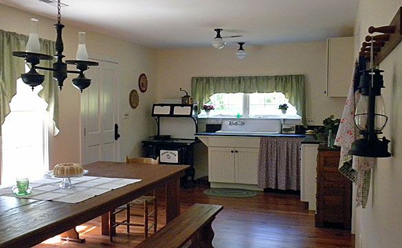 Hamner Family Kitchen Home Lake House Kitchen Old Fashioned Kitchen