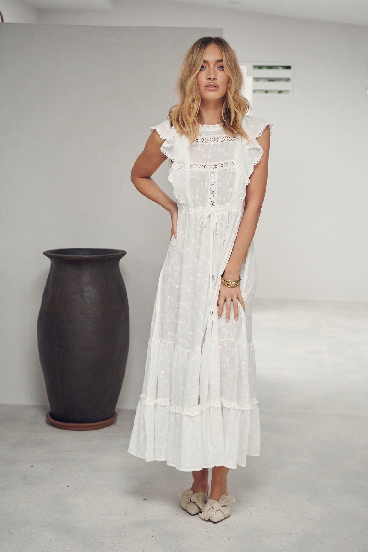 jaase white dress