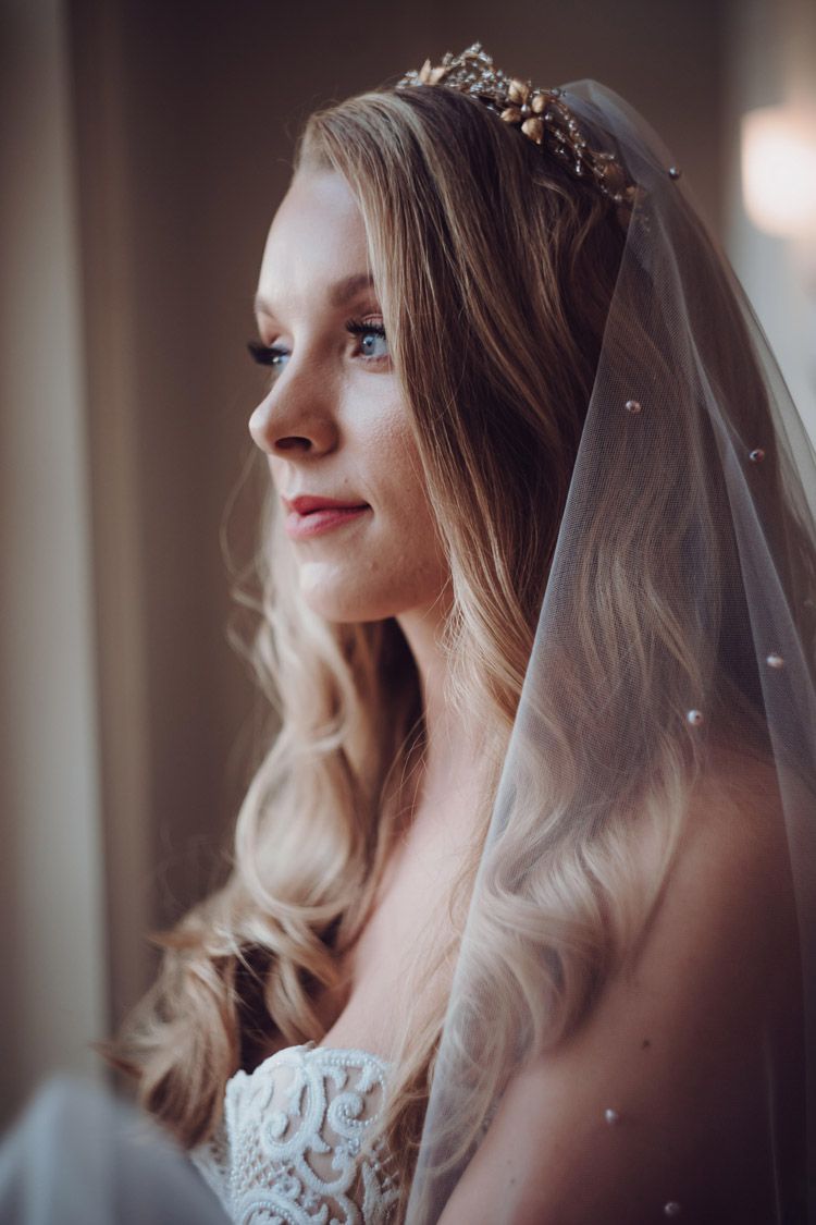 37 Beautiful Half Up Half Down Hairstyles For The Modern Bride