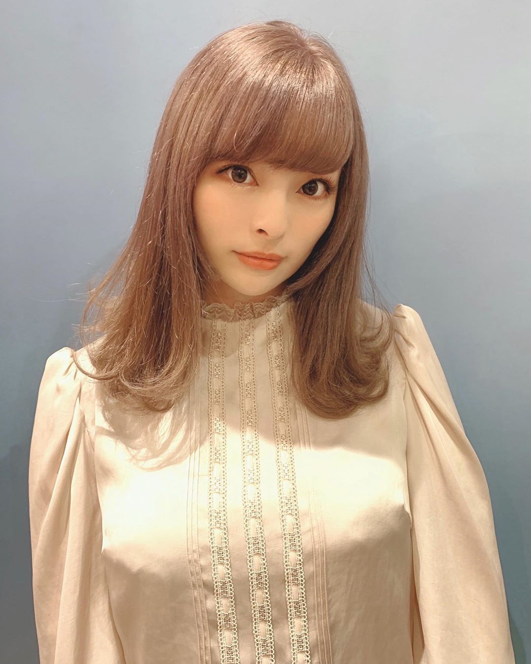 いいね 52 7千件 コメント411件 きゃりーぱみゅぱみゅ Kyarypappa のinstagramアカウント めちゃくちゃ久しぶりに全頭ブリーチしました パープルベージュです 秋なんで髪色から派手にね いかがですか ここから明るくなってゆきます よろしくお きゃりー