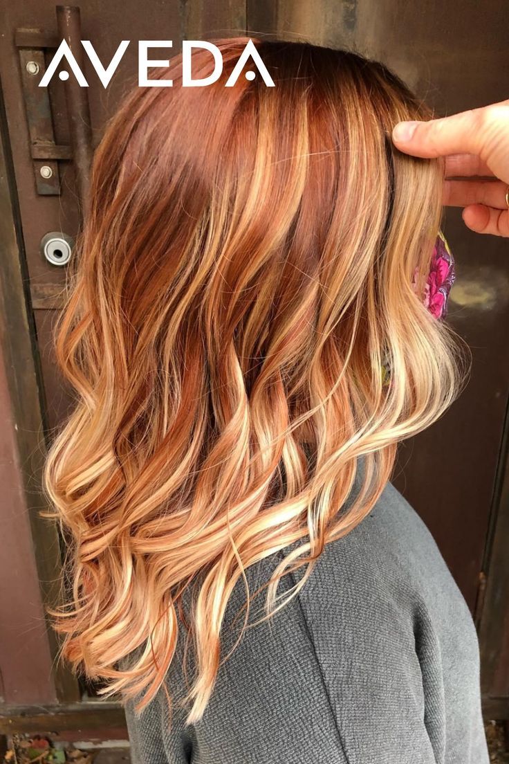 Red Hair With Blonde Highlights, Red Balayage Hair, Red Blonde Hair, Strawberry Blonde Hair Color, Ginger Hair Color, Copper Hair Color, Red Hair For Blondes, Blonde Hair With Copper Lowlights, Curly Red Hair