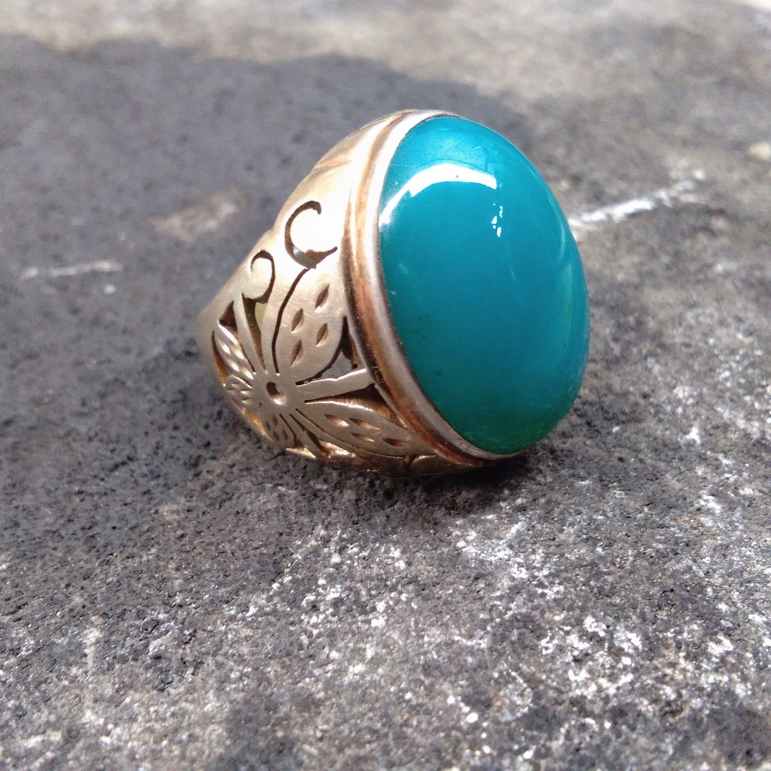 Gorgeous Gem Silica Chrysocolla Set on Silver Ring Blue Tosca Color