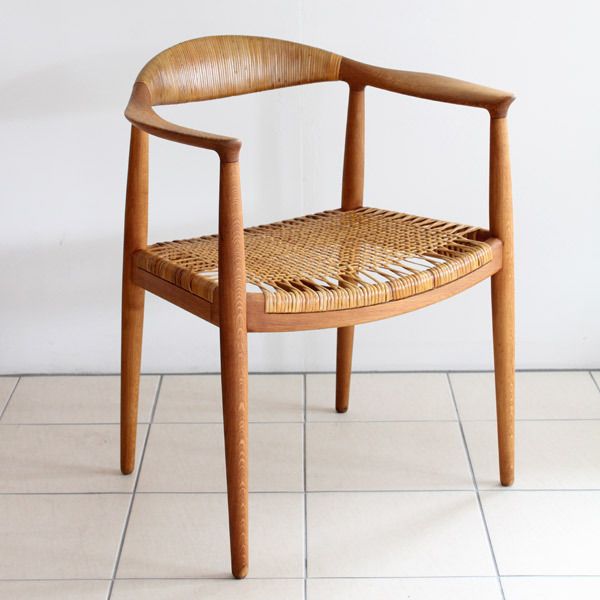 Scandinavian Mid Century Modern Chair 北欧家具 椅子 家具 Scandinavian Mid Century Modern Chair 北欧家具 椅子 家具