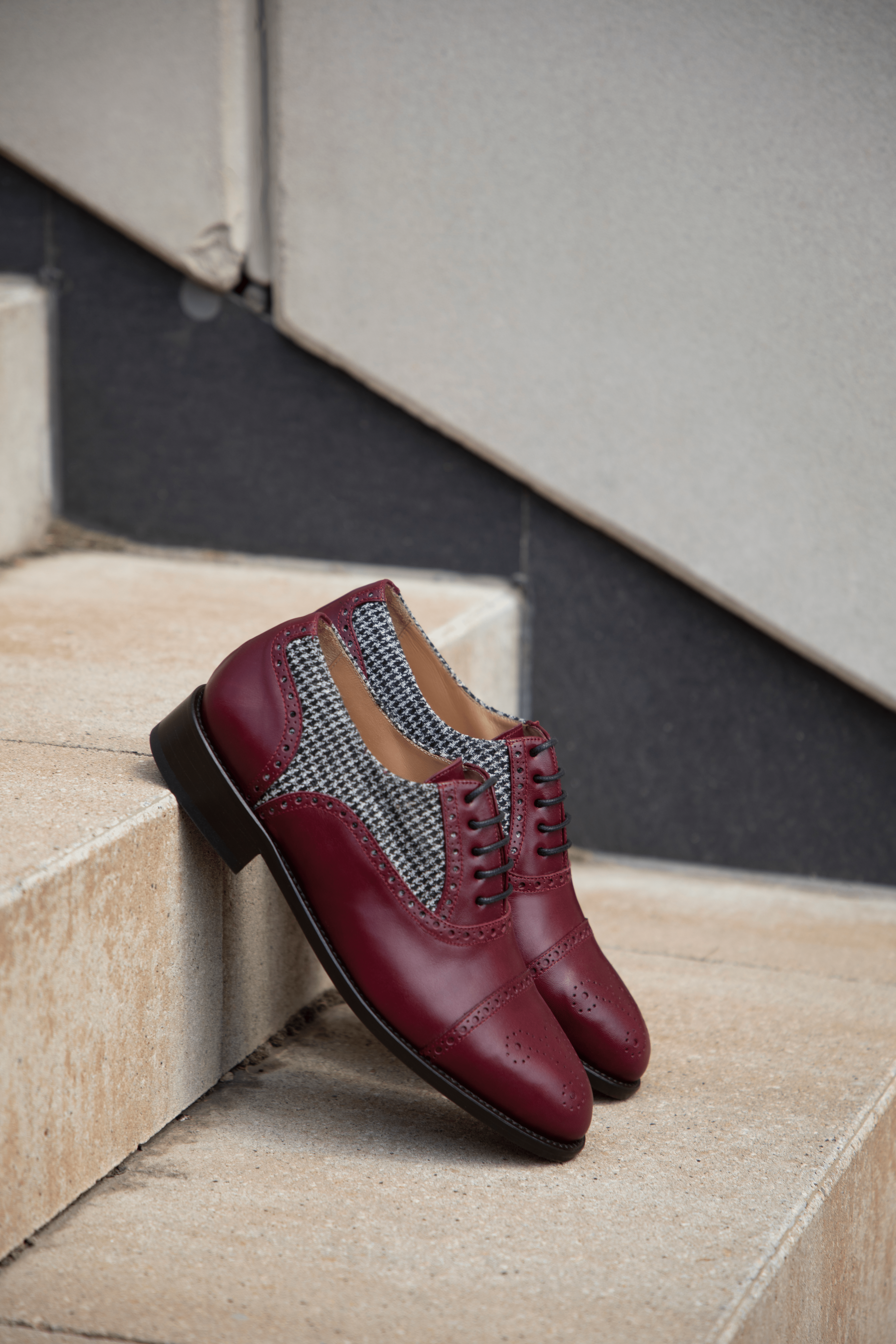 Get to know our Hockerty custom shoes, 100% made to order. Produced from highest quality Italian leather, handmade in Spain. Design them based on your vision and make them yours forever. Buy Shoes, Men's Shoes, Dress Shoes, Designer Tuxedo, Designer Shoes, Online Tailor, Design Your Own Dress, Custom Made Shoes, Monk Strap Shoes