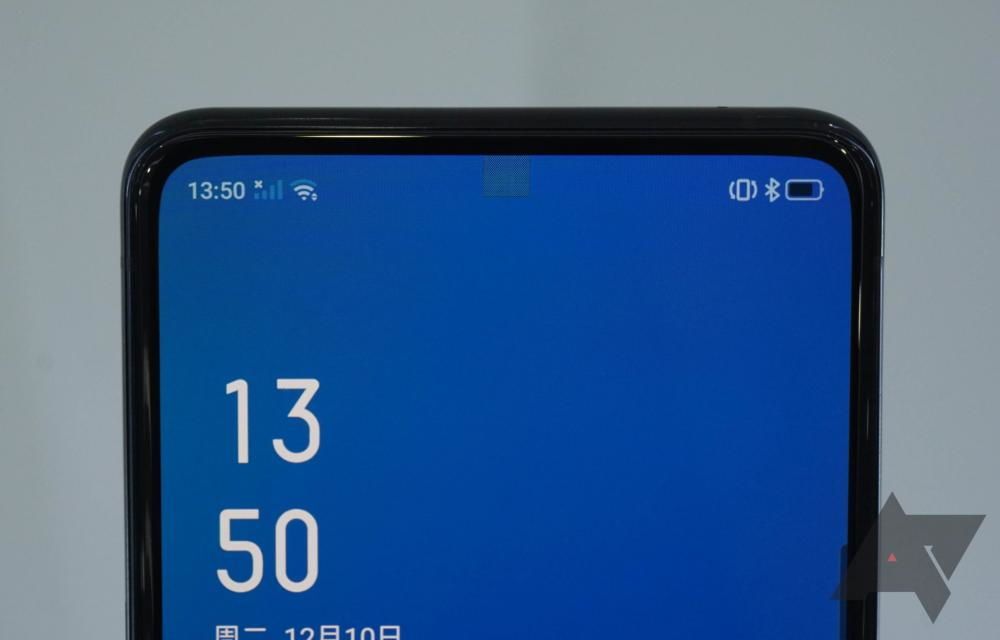 Πρόσφατα, η Oppo έδωσε την ευκαιρία σε αρκετούς YouTubers και δημοσιογράφους τεχνολογίας να δοκιμάσουν την τεχνολογία της under-display κάμερας που αναπτύσσει. Φέτος οι κατασκευάστριες smartphones προσπαθούν με κάθε τρόπο να εξαφανίσουν το notch από τις οθόνες των έξυπνων τηλεφώνων. #oppo #Smartp Galaxy Phone, Samsung Galaxy, Xiaomi, Display, Floor Space, Billboard