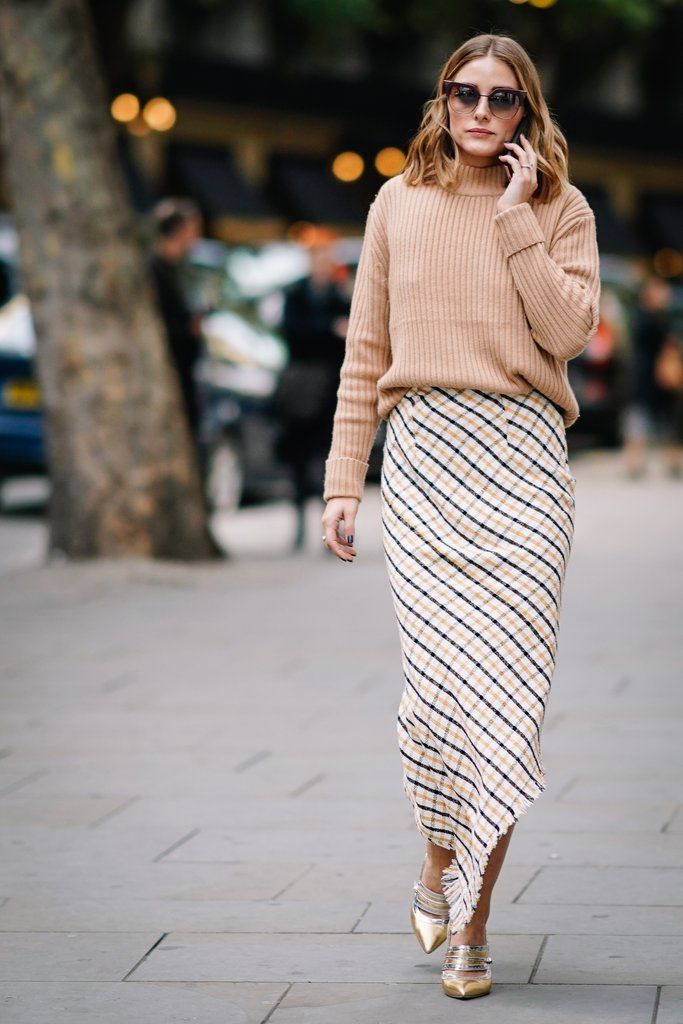 London Fashion Week 2017 Wish I Was Tall Like Her To Wear That Skirt But I Love The Soft Colors London Fashion Week 2017 Wish I Was Tall Like Her To Wear That Skirt But I Love The Soft Colors
