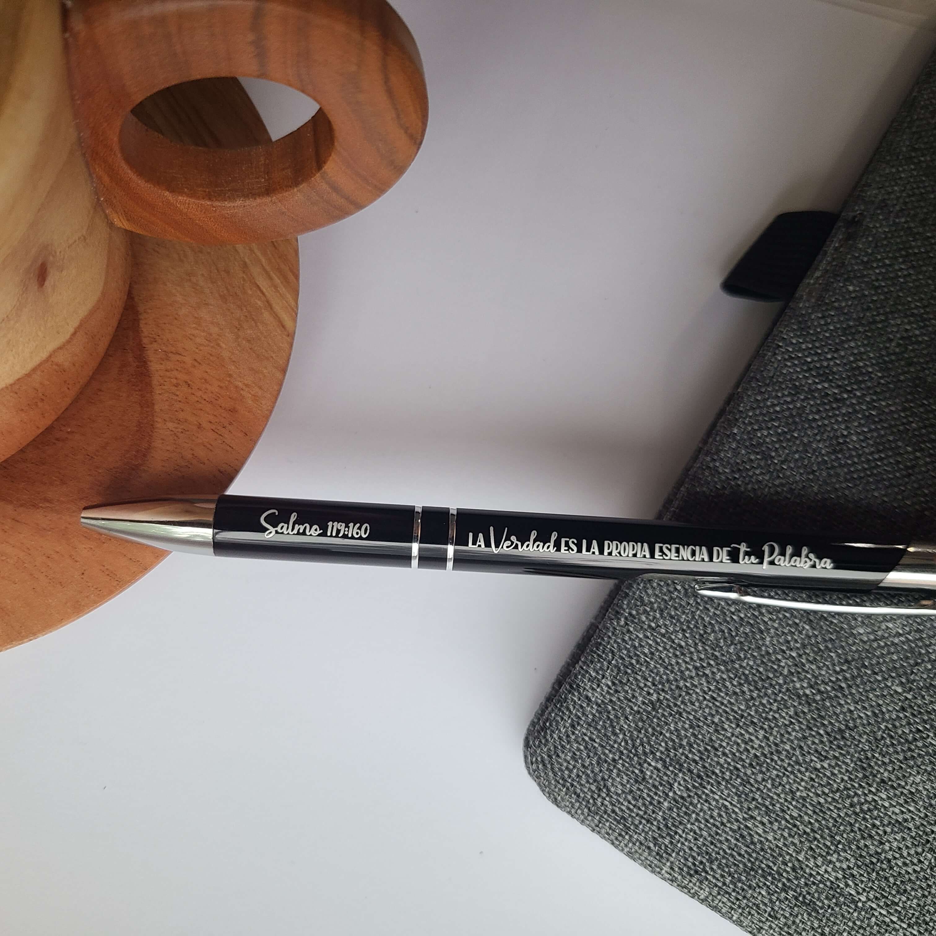 Pluma Texto Del A o 2023 letra Cursiva la Verdad Es La Propia pluma-texto-del-a-o-2023-letra-cursiva-la-verdad-es-la-propia