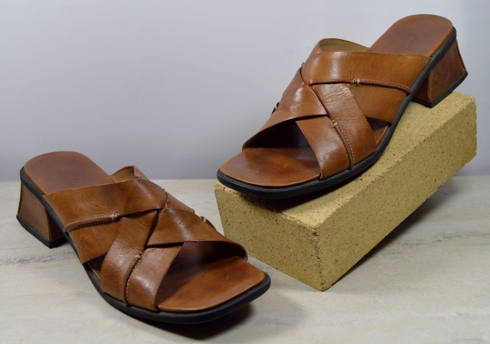 clarks women s brown block leather slides sandals size 9 m clarks