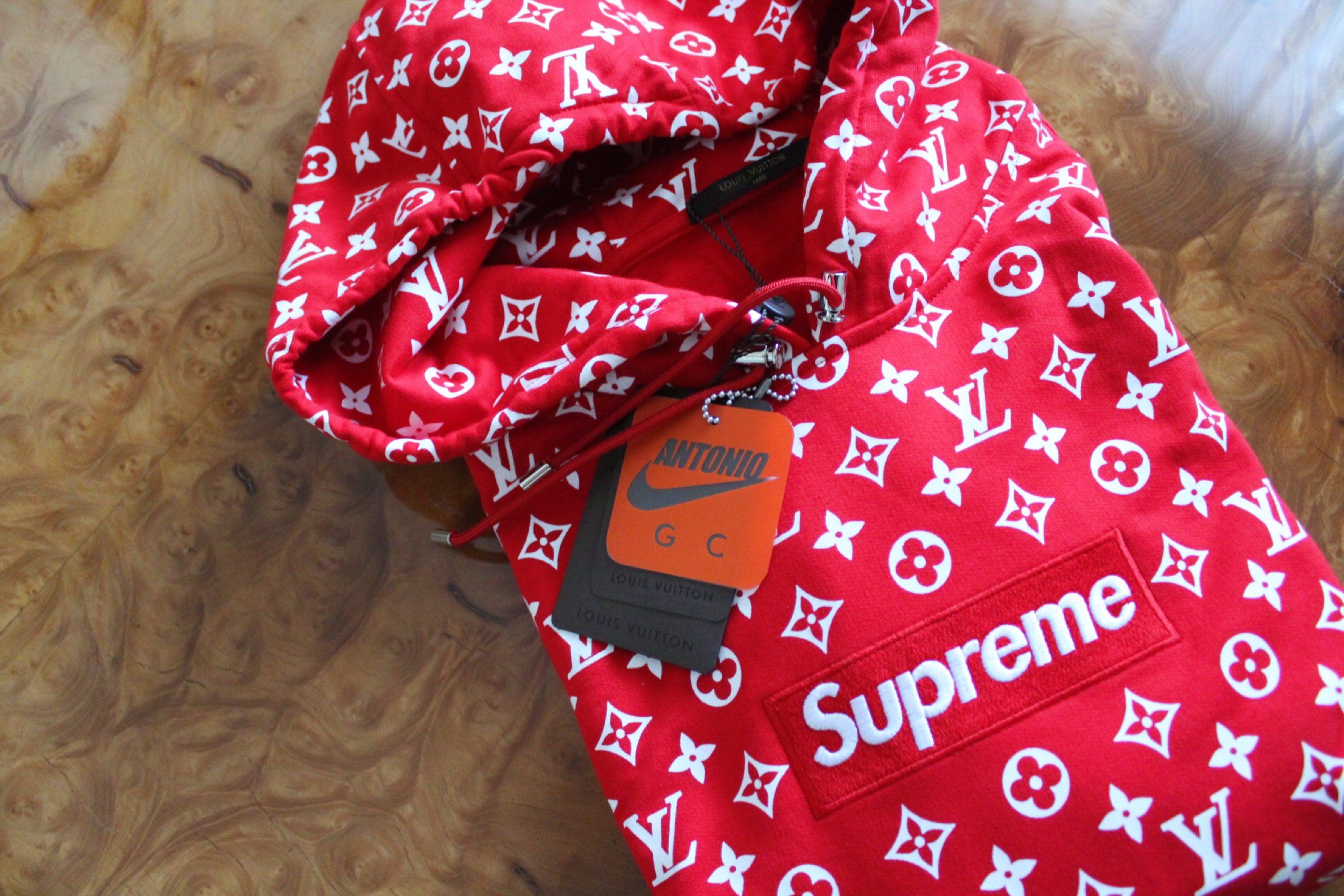 Louis Vuitton X Supreme hoodie box logo | Supreme hoodie, Box logo, Louis vuitton