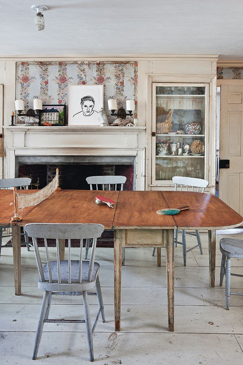 La Casa De John Derian Pinterest Interiors English Country Ad España Manolo Yllera Mesa De Campo Suzanne Parrish Con Sillas The Brimfield Fair Y Ping Pong Vintage Un Mercadillo Nueva York