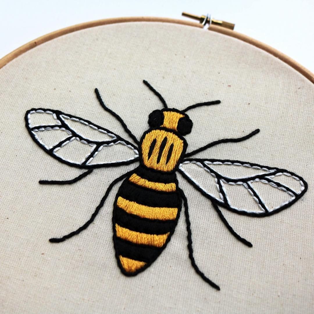 52 Hots Bee unique embroidery designs 