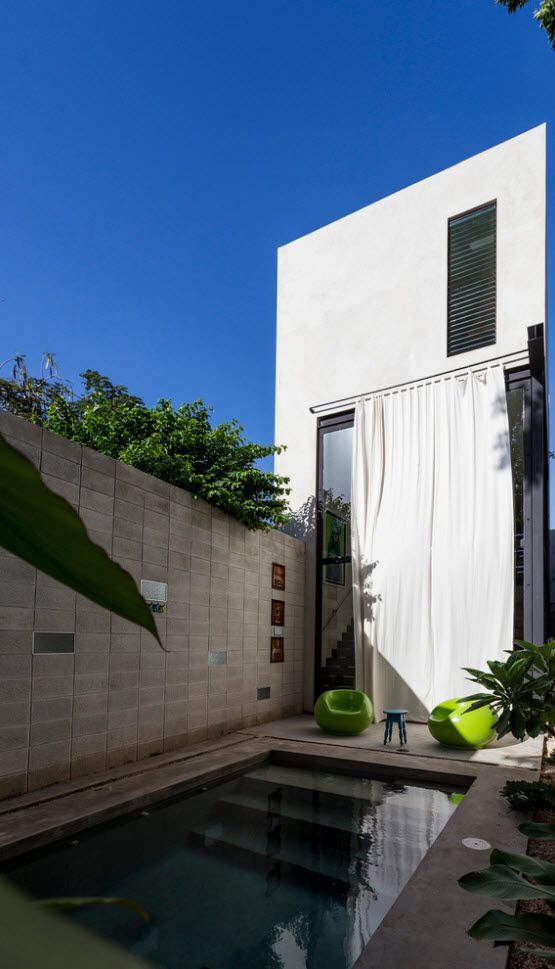 Fachada posterior de la casa moderna | Doors | Pinterest Fachada posterior de la casa moderna | Doors | Pinterest