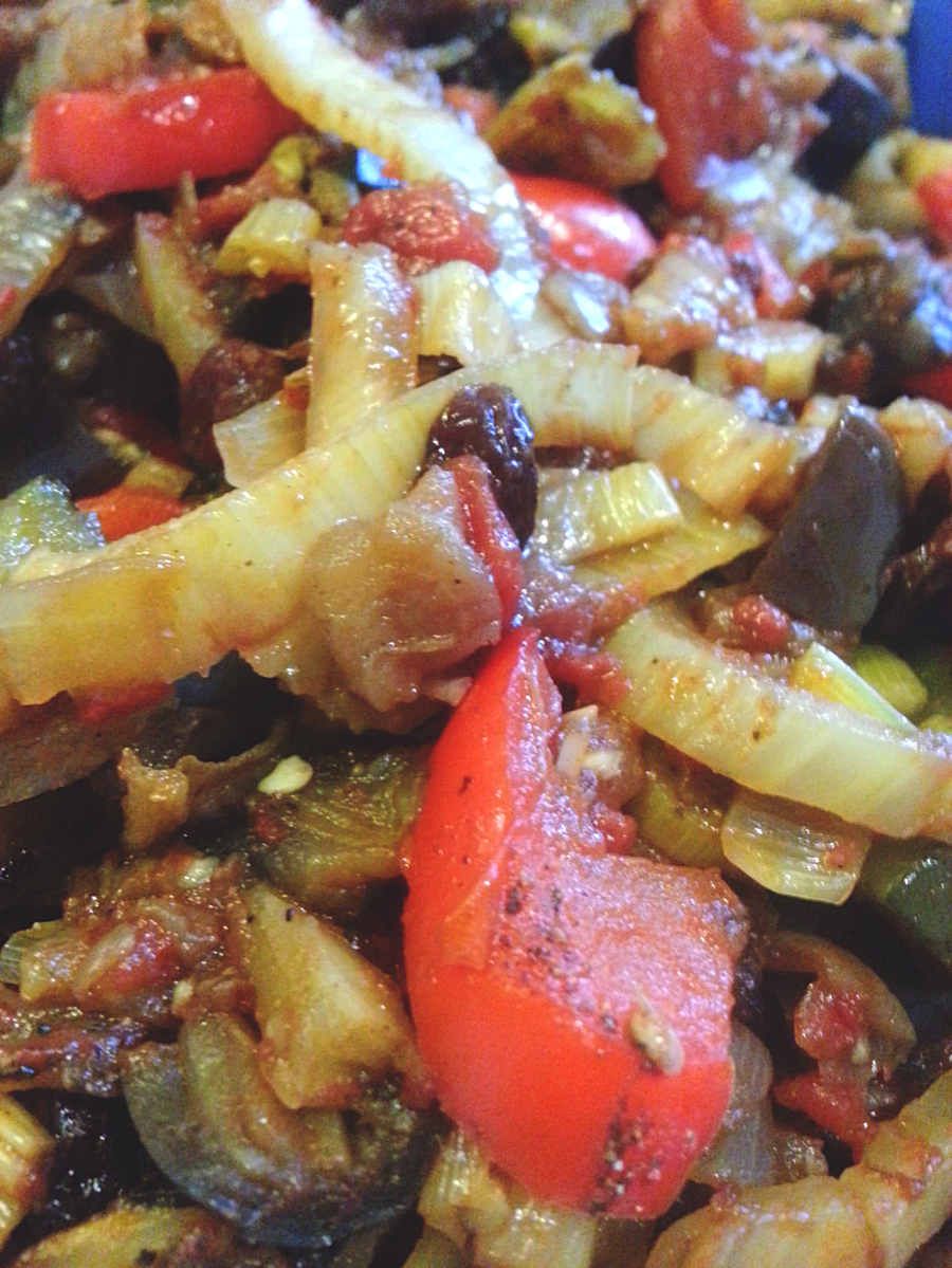 Sizilianische Caponata › Vegabunden | Rezepte, Einfache gerichte ...