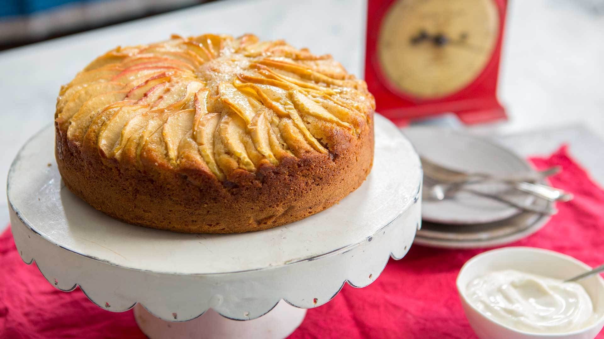Warm apple teacake Tea cakes, Apple tea cake, Tea cakes
