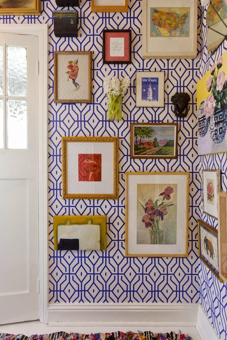 Eye For Design: Creating Preppy Eclectic Style Interiors Vintage Eclectic, Eclectic Design, Eclectic Home, Eclectic Decor, Eclectic Interior Style, Maximalism Interior, Wallpaper Interior, Eclectic Wallpaper, Bold Wallpaper
