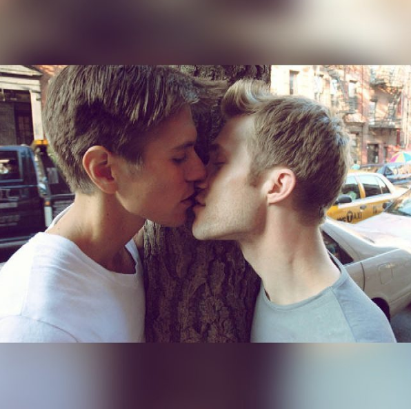 Gay twinks pix