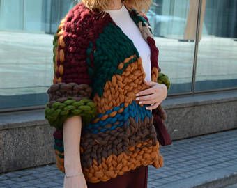 Jersey Super grueso chaqueta de punto luminoso Super Trendy | Etsy Womens Chunky Knit Cardigan, Knitting Women Cardigan, Chunky Knit Hat, Wool Hat Knit, Chunky Knit Scarves, Hand Knitted Sweaters, Pullover Sweater Women, Chunky Sweater, Knitted Pullover