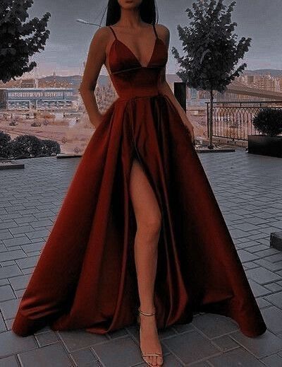 Ella era única El era especial Ella fue entrenada para matar El… #fanfic # Fanfic # amreading # books # wattpad Deb Dresses, Trendy Prom Dresses, Prom Outfits, Glam Dresses, Fancy Outfits, Fancy Dresses, Elegant Dresses, Pretty Outfits, Pretty Dresses