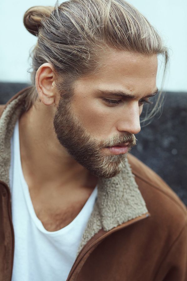 Blonde Frisuren für Jungs in 2020 Haare männer, Coole frisuren, Lange haare männer Blonde Frisuren für Jungs in 2020 Haare männer, Coole frisuren, Lange haare männer