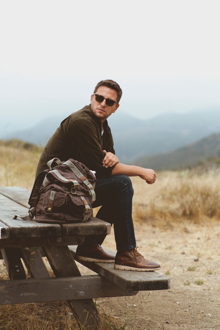 Pack up and set out in SINCLAIR. A high-quality bag made of durable coated cotton materials, heavy gauge canvas straps with leather accents. Made to to fit any adventure, you can bring. Featuring a drawstring closure and many exterior pockets this versatile bag is built to last. Men's Backpack, Sinclair, Metal Buckles, Bag Making, Fathers Day Gifts, Cotton Material, Adventure, Canvas, Leather